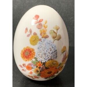 Avon Porcelain Decorative Egg Hand Painted Beautiful Flowers 1987 Autumns Color